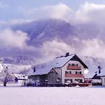 Haus Moni