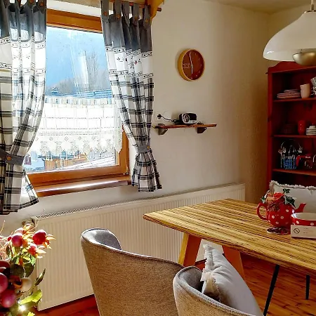 Haus Moni Apartment *