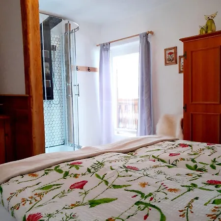 Apartment Haus Moni