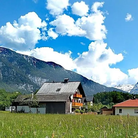 Haus Moni